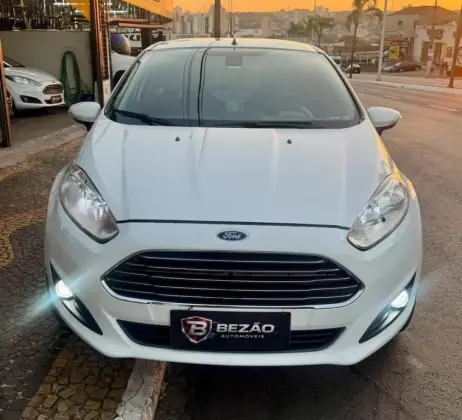 FORD FIESTA 1.6 TITANIUM HATCH 16V FLEX 4P POWERSHIFT