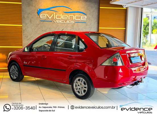 FORD-FIESTA-2013