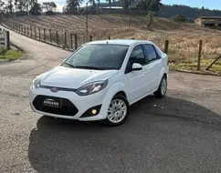 FORD FIESTA 1.6 ROCAM SE 8V FLEX 4P MANUAL FORD FIESTA 1.6 ROCAM SE 8V FLEX 4P MANUAL