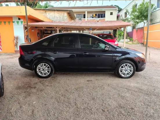 FORD-FOCUS-1.6 GLX 8V FLEX 4P MANUAL FORD-FOCUS-2012