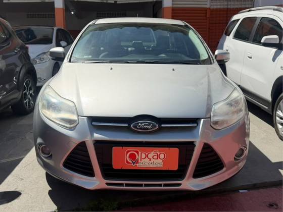 FORD FOCUS 1.6 SE SEDAN 16V FLEX 4P MANUAL