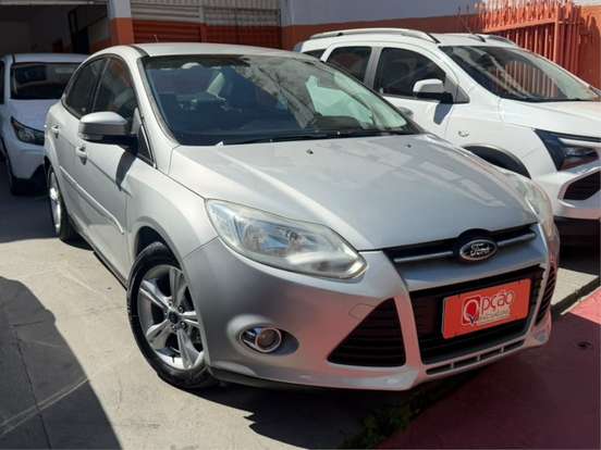 FORD-FOCUS-2013