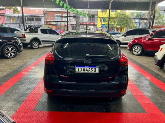 FORD-FOCUS-2015