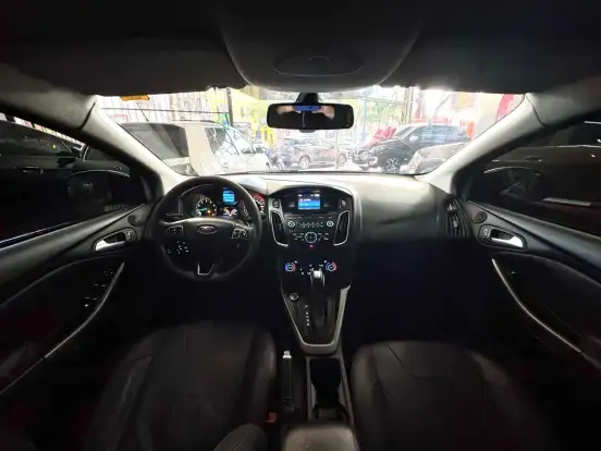 FORD-FOCUS-2015