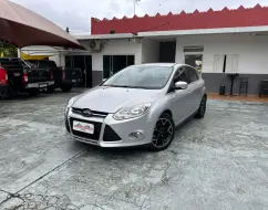 FORD FOCUS 2.0 TITANIUM 16V FLEX 4P POWERSHIFT FORD FOCUS 2.0 TITANIUM 16V FLEX 4P POWERSHIFT