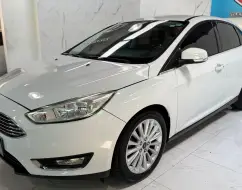 FORD FOCUS 2.0 TITANIUM PLUS 16V FLEX 4P POWERSHIFT FORD FOCUS 2.0 TITANIUM PLUS 16V FLEX 4P POWERSHIFT