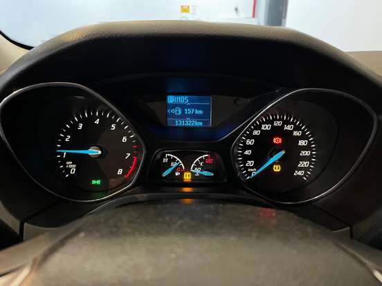 FORD-FOCUS-2.0 SE 16V FLEX 4P POWERSHIFT FORD-FOCUS-2014