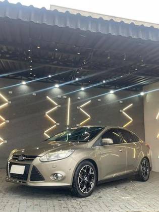 FORD FOCUS 2.0 TITANIUM PLUS 16V FLEX 4P POWERSHIFT