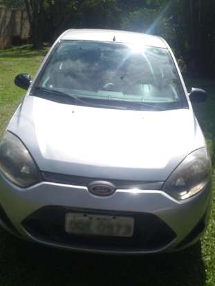 FORD-FIESTA-2014