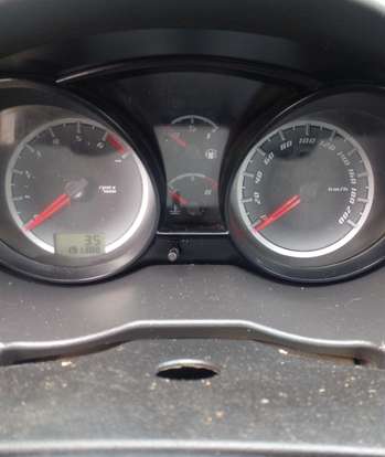 FORD-FIESTA-2014