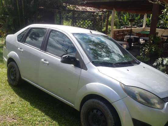 FORD-FIESTA-1.0 ROCAM S SEDAN 8V FLEX 4P MANUAL FORD-FIESTA-2014