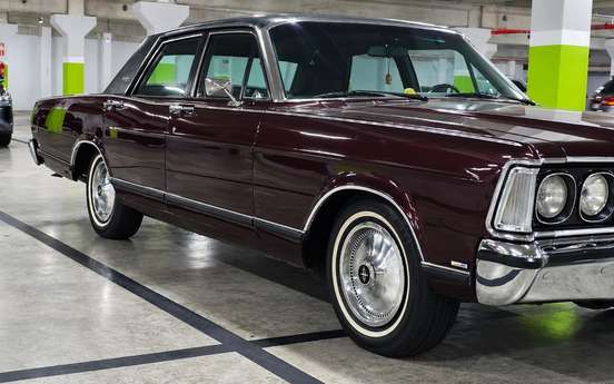 FORD-GALAXIE-1979