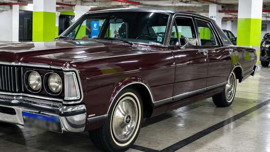FORD-GALAXIE-1979