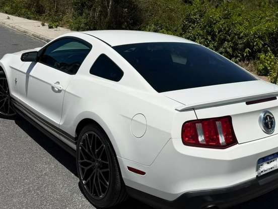 FORD-MUSTANG-3.7 V6 GASOLINA AUTOMÁTICO FORD-MUSTANG-2012
