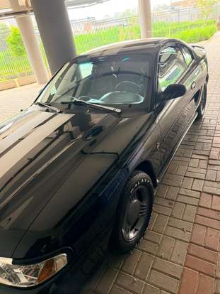 FORD-MUSTANG-1995