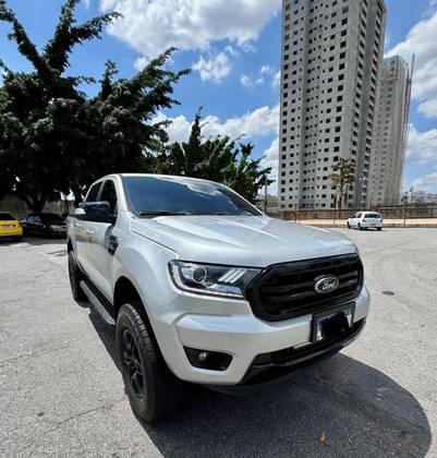 FORD RANGER 2.2 XLS 4X4 CD 16V DIESEL 4P AUTOMÁTICO