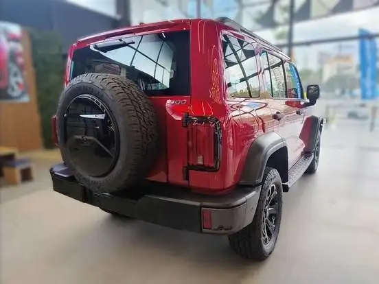 GWM-TANK 300-2.0 HI4-T PHEV 4X4 9HAT GWM-TANK 300-2026