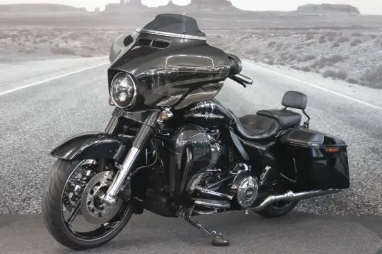 HARLEY-DAVIDSON-CVO STREET GLIDE HARLEY-DAVIDSON-CVO STREET GLIDE-2017