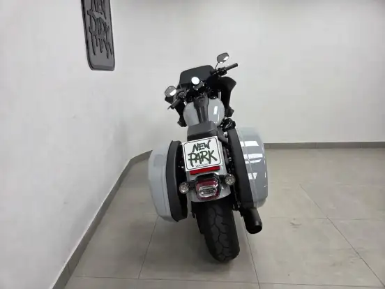 HARLEY-DAVIDSON-LOW RIDER ST HARLEY-DAVIDSON-LOW RIDER ST-2025