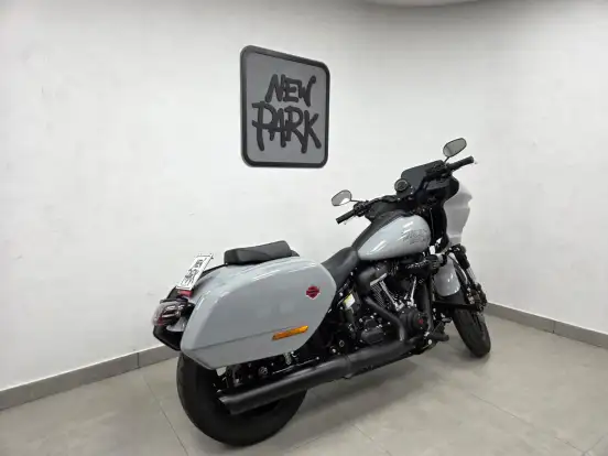 HARLEY-DAVIDSON-LOW RIDER ST-2025