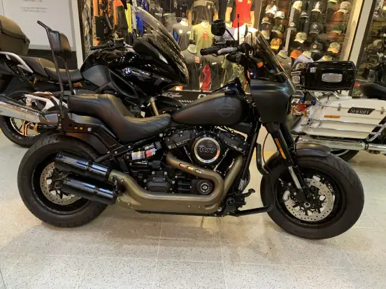 HARLEY-DAVIDSON-SOFTAIL FAT BOB 107-2018