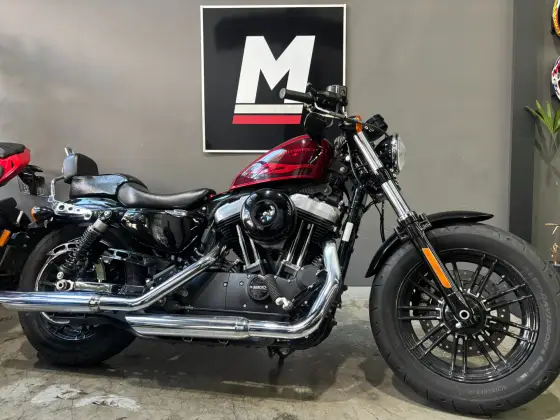 HARLEY-DAVIDSON SPORTSTER FORTY-EIGHT 