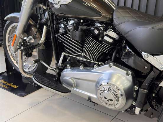 HARLEY-DAVIDSON-FAT BOY SCREAMIN EAGLE HARLEY-DAVIDSON-FAT BOY SCREAMIN EAGLE-2006