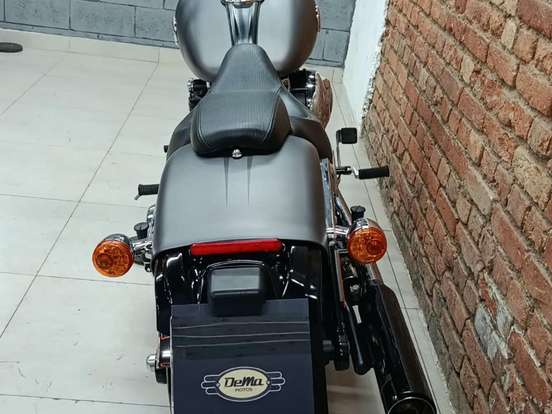 HARLEY-DAVIDSON-SOFTAIL BREAKOUT HARLEY-DAVIDSON-SOFTAIL BREAKOUT-2016