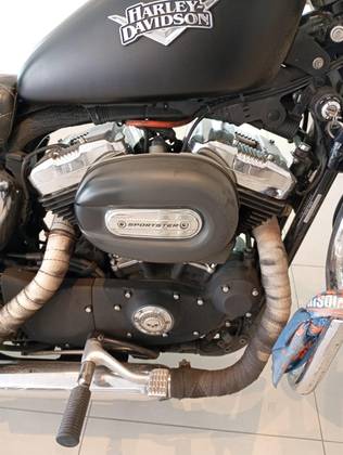 HARLEY-DAVIDSON SPORTSTER XL 883 CUSTOM 