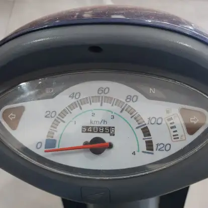 HONDA-C 100 BIZ-2002