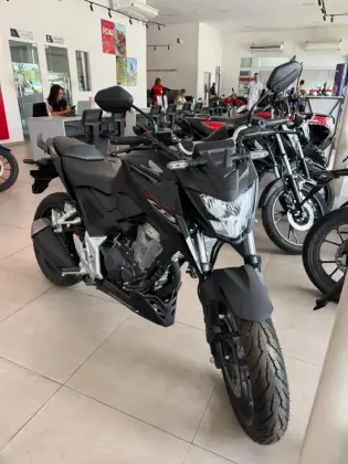 HONDA CB 300F TWISTER CBS 