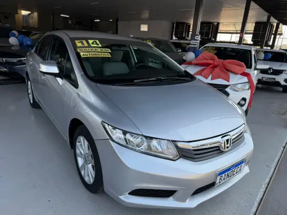 HONDA CIVIC 1.8 LXS 16V FLEX 4P AUTOMÁTICO