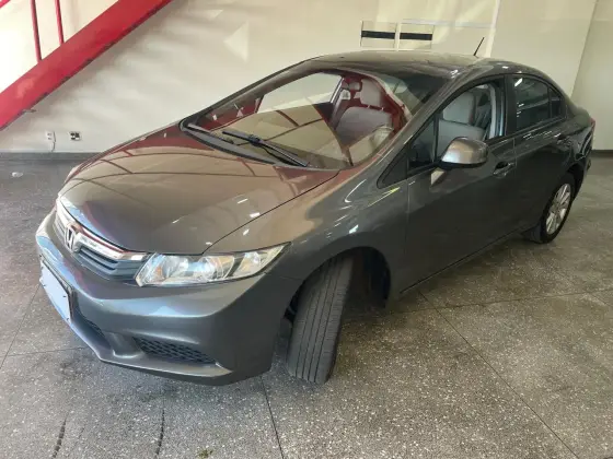 HONDA CIVIC 1.8 LXS 16V FLEX 4P AUTOMÁTICO