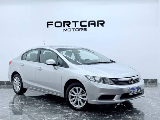 HONDA CIVIC 1.8 LXS 16V FLEX 4P AUTOMÁTICO