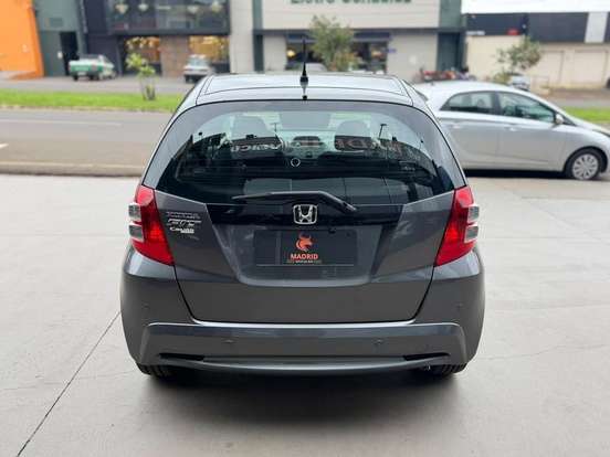 HONDA-FIT-2012