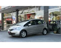 HONDA FIT 1.4 DX 16V FLEX 4P MANUAL HONDA FIT 1.4 DX 16V FLEX 4P MANUAL
