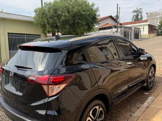 HONDA-HR-V-1.8 16V FLEX TOURING 4P AUTOMÁTICO HONDA-HR-V-2017