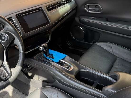 HONDA-HR-V-1.8 16V FLEX TOURING 4P AUTOMÁTICO HONDA-HR-V-2017