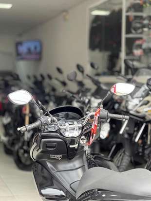 HONDA-PCX-2015