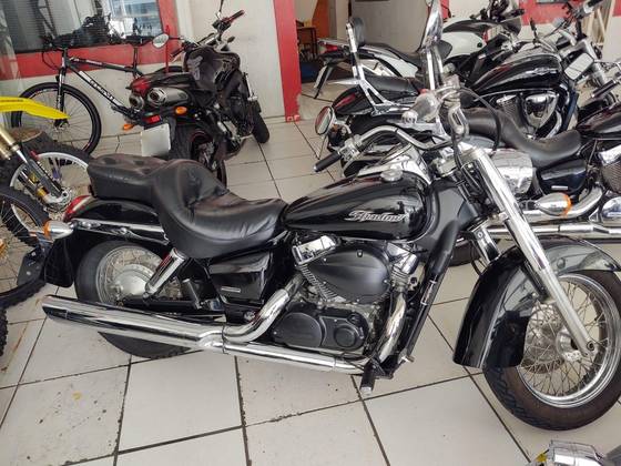 HONDA SHADOW 750 
