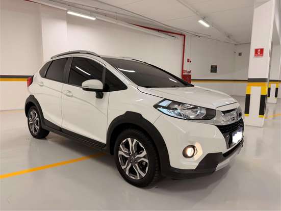 HONDA-WR-V-2017