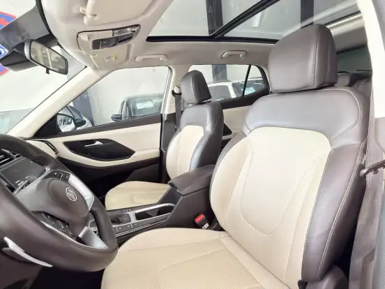 HYUNDAI-CRETA-2.0 FLEX ULTIMATE AUTOMÁTICO HYUNDAI-CRETA-2023