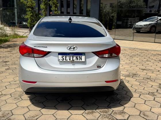 HYUNDAI ELANTRA 2.0 GLS 16V FLEX 4P AUTOMÁTICO