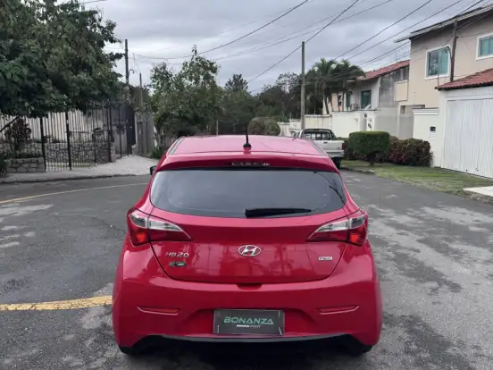 HYUNDAI-HB20-1.0 SPICY 12V FLEX 4P MANUAL HYUNDAI-HB20-2015