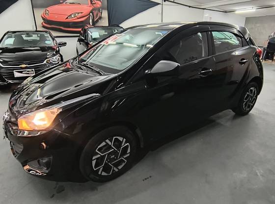 HYUNDAI HB20 1.0 COMFORT 12V FLEX 4P MANUAL