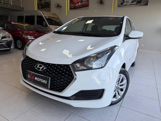 HYUNDAI HB20 1.0 COMFORT PLUS 12V FLEX 4P MANUAL