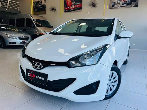 HYUNDAI HB20 1.0 COMFORT PLUS 12V FLEX 4P MANUAL