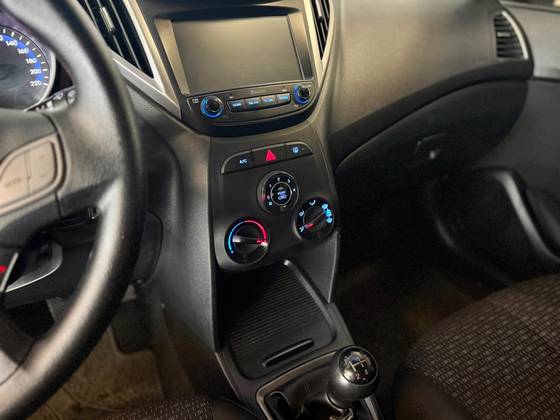 HYUNDAI HB20 1.0 COMFORT PLUS 12V FLEX 4P MANUAL