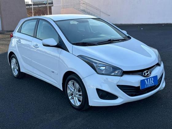 HYUNDAI HB20 1.0 COMFORT PLUS 12V FLEX 4P MANUAL