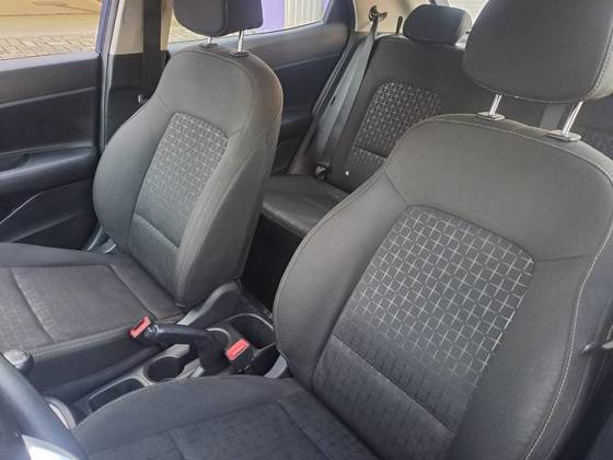 HYUNDAI HB20S 1.0 12V FLEX COMFORT PLUS MANUAL